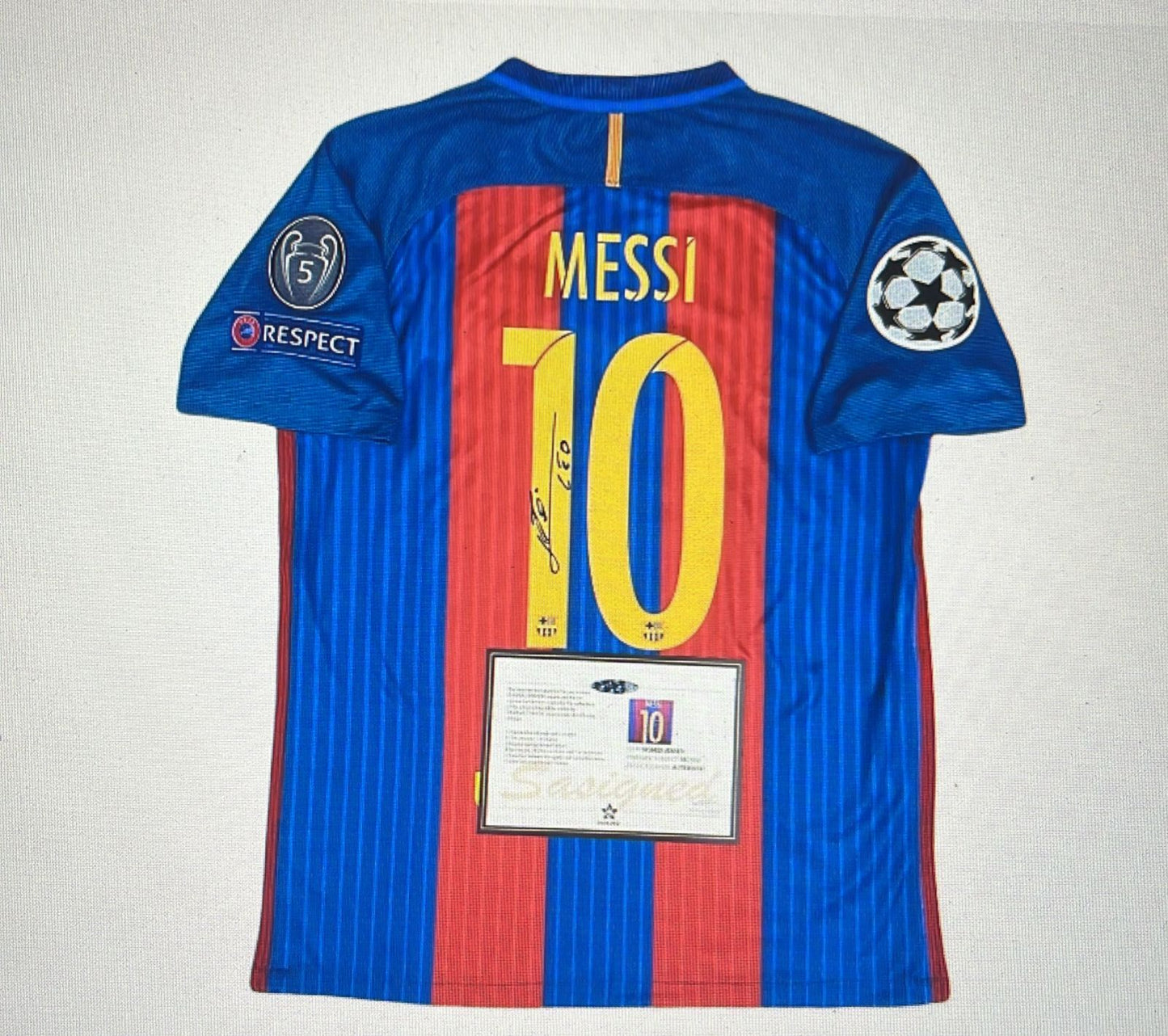 Camiseta de Messi firmada